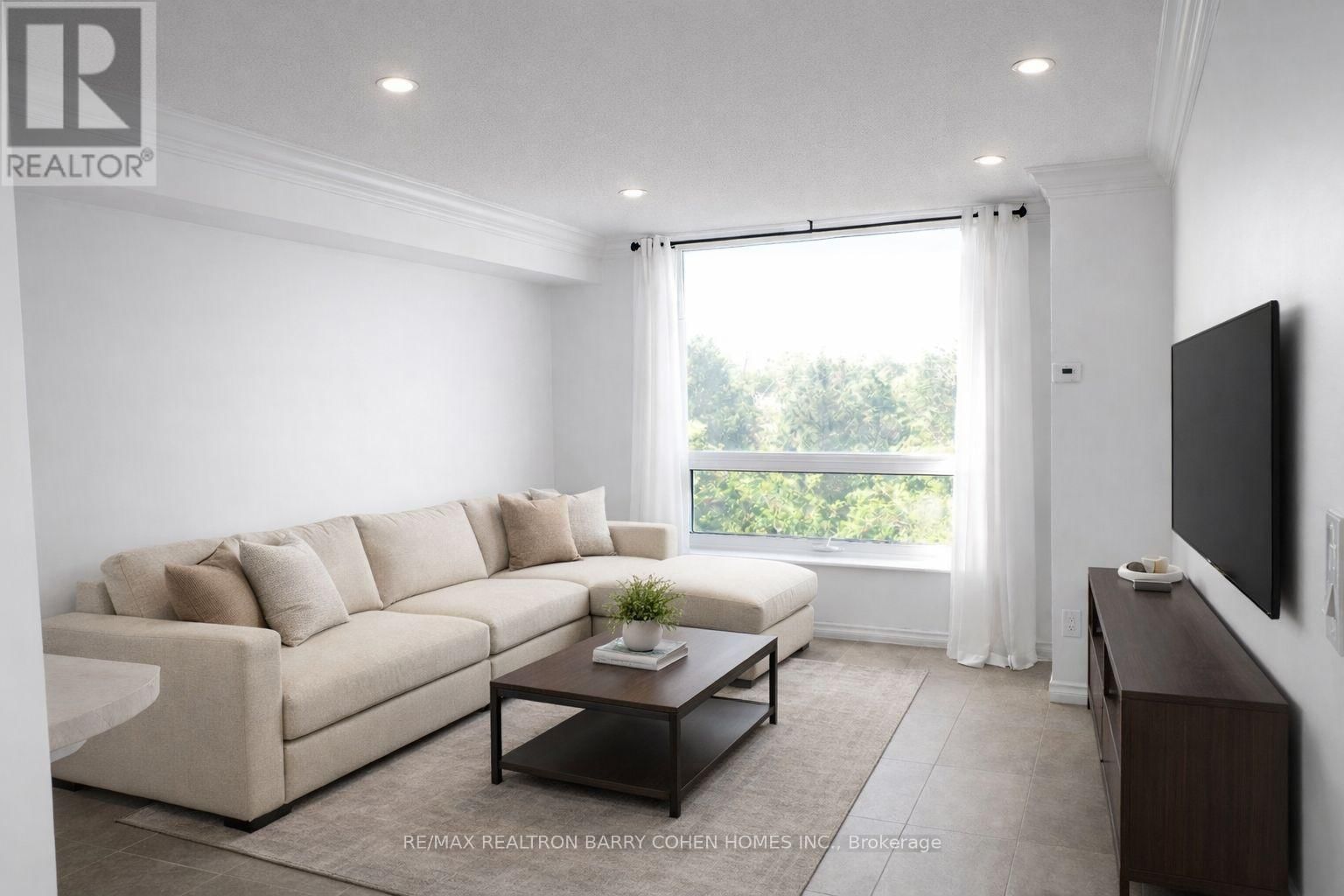 404 - 326 MAJOR MACKENZIE DRIVE EAST Image 30