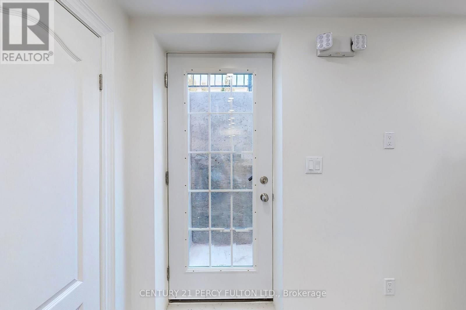 Bsmt - 47 SAPPHIRE DRIVE Image 30