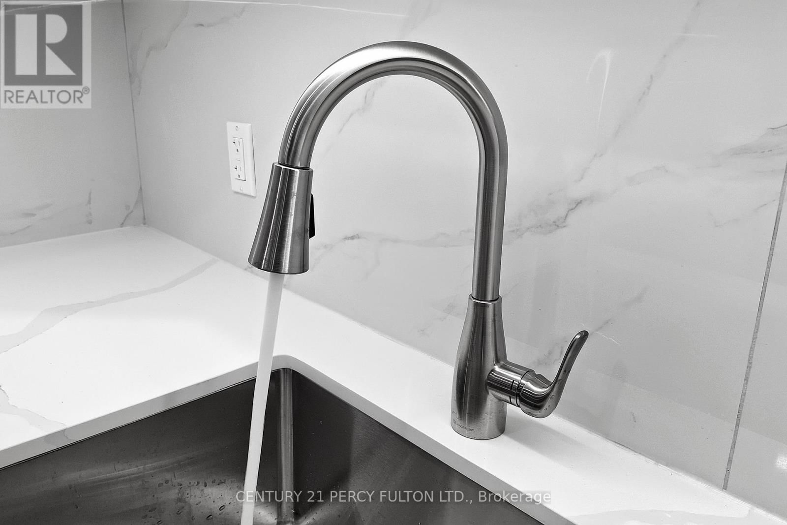 Bsmt - 47 SAPPHIRE DRIVE Image 8