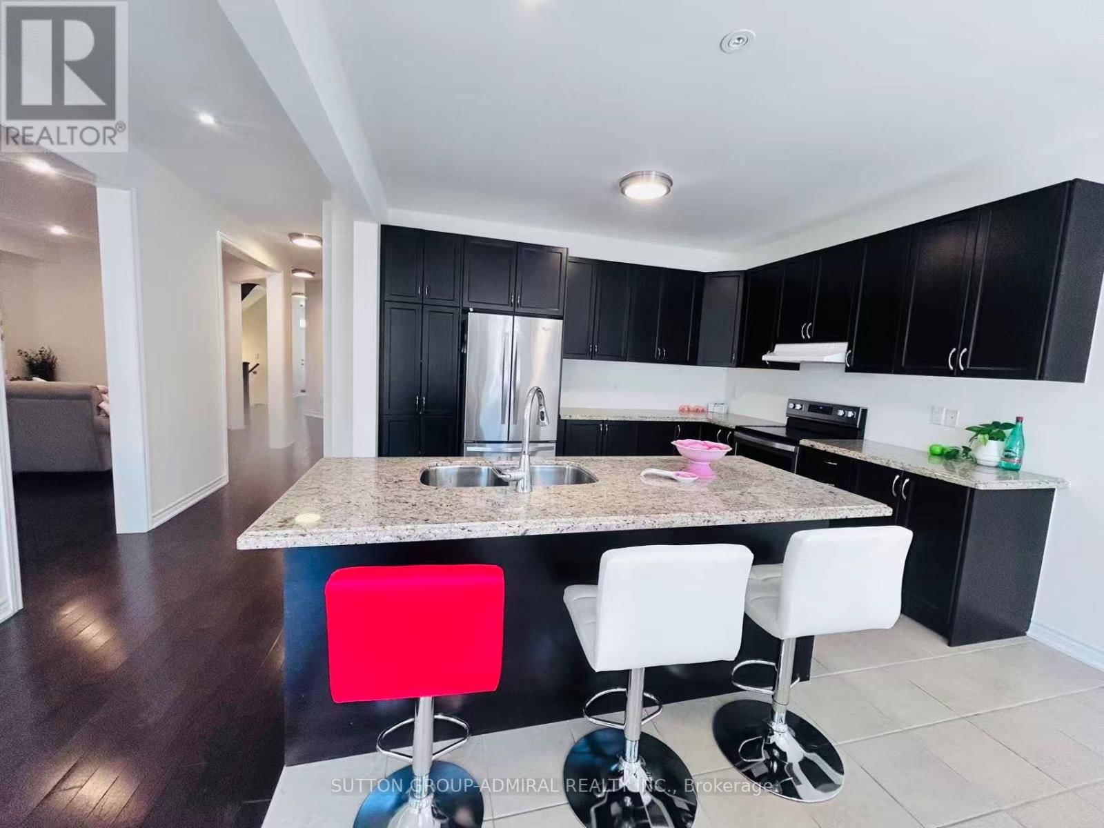 81 LIVANTE COURT Image 13