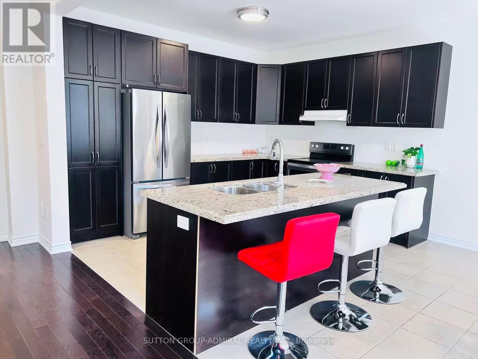 81 LIVANTE COURT Image 14