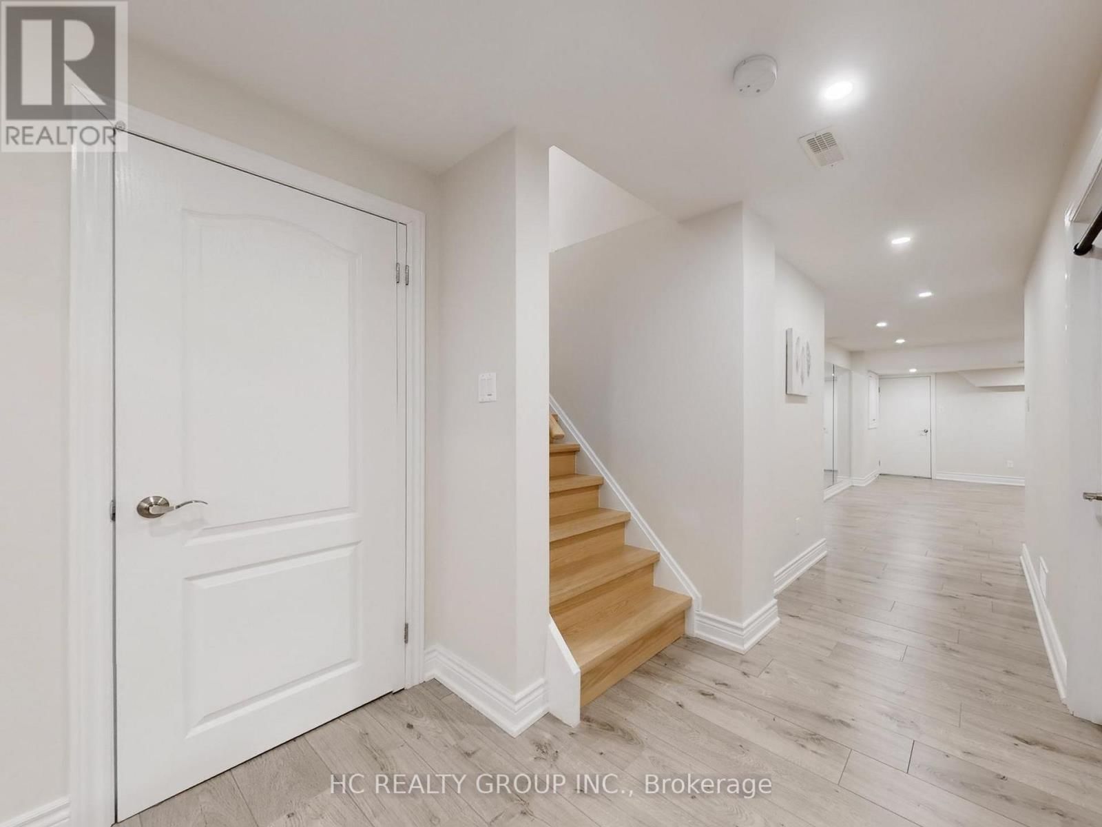 157 DOVETAIL DRIVE Image 21