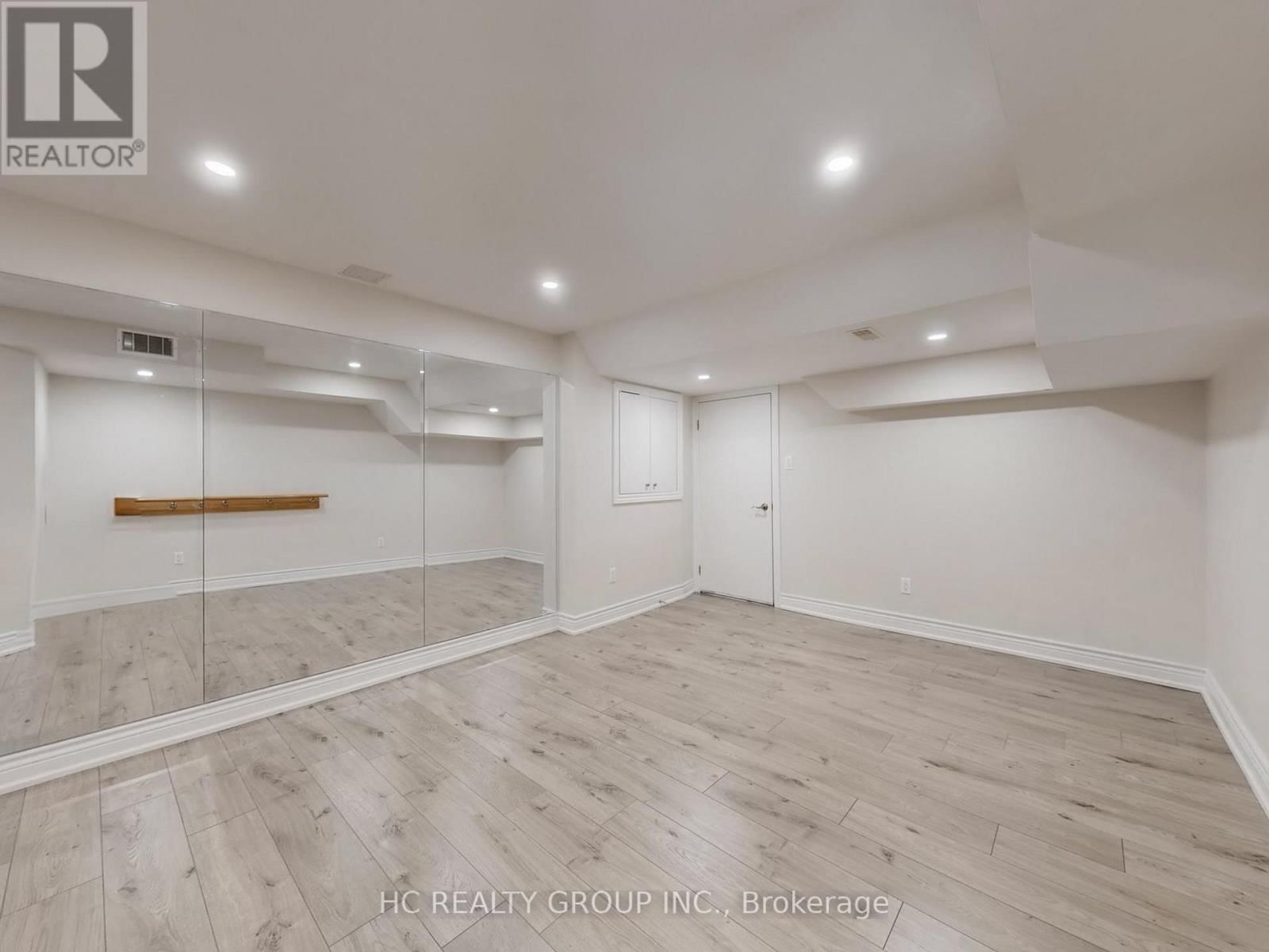 157 DOVETAIL DRIVE Image 22