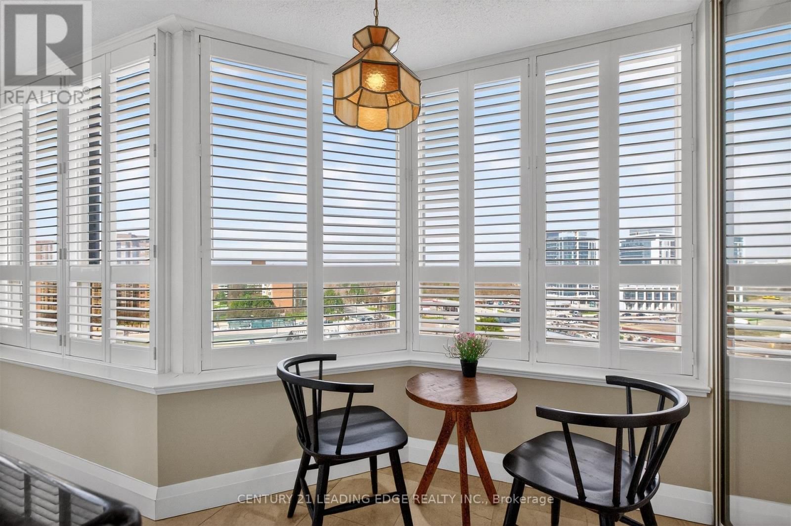 1011 - 33 WELDRICK ROAD EAST Image 21