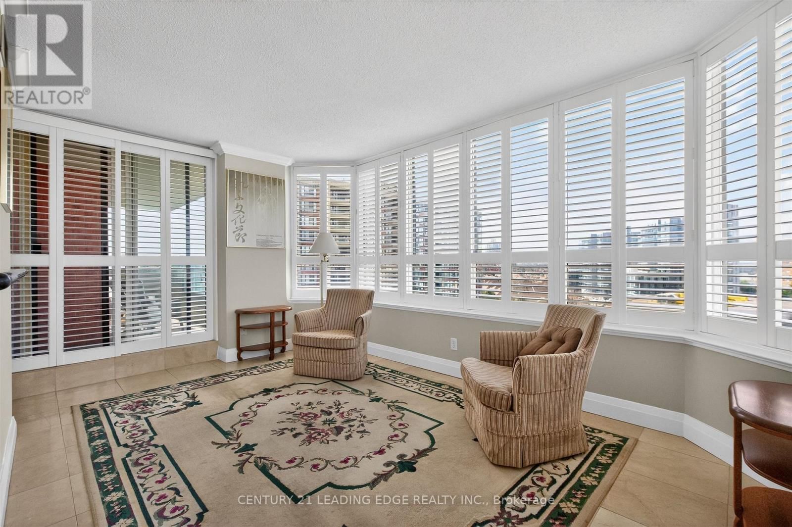 1011 - 33 WELDRICK ROAD EAST Image 23