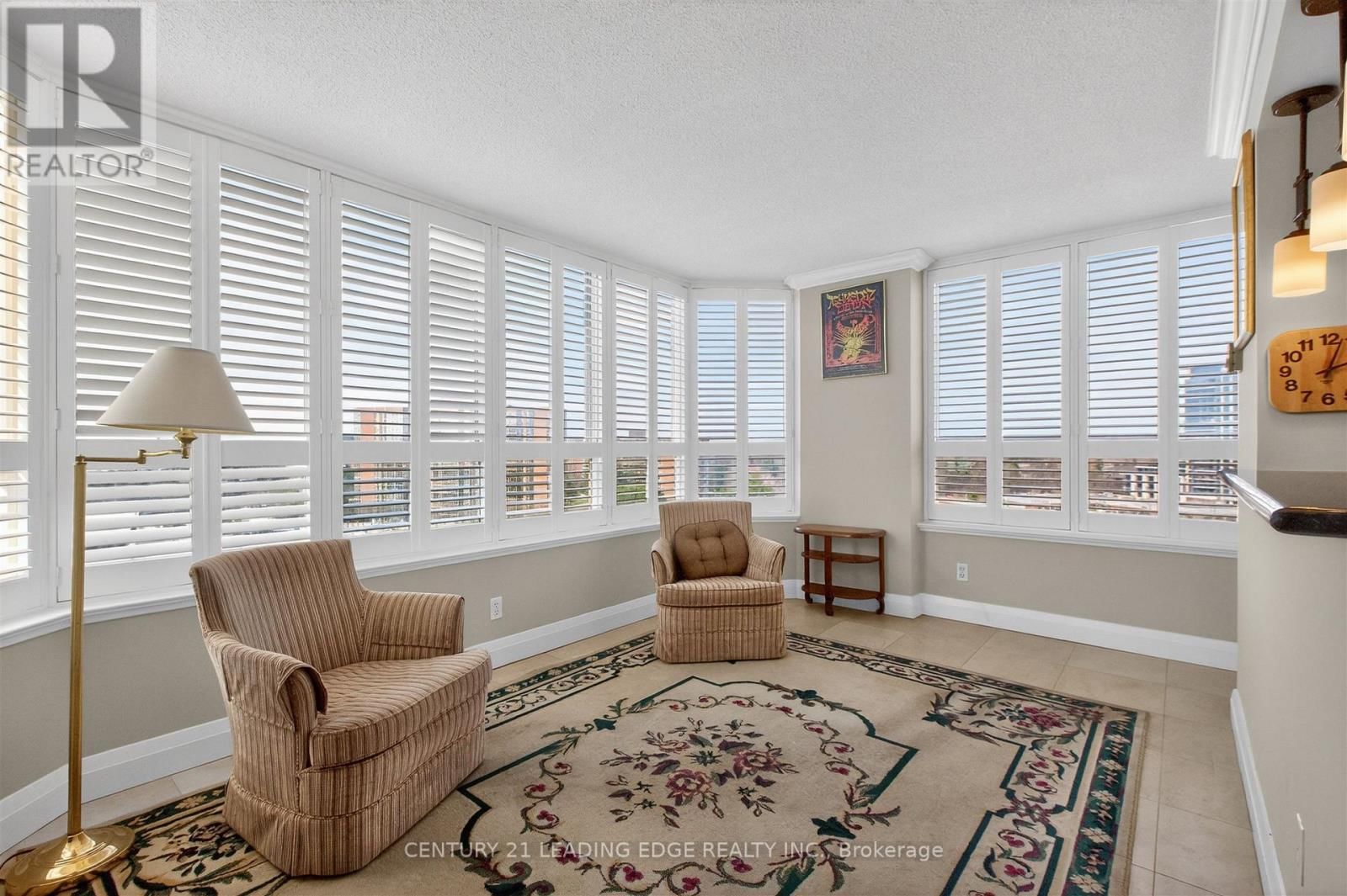 1011 - 33 WELDRICK ROAD EAST Image 25