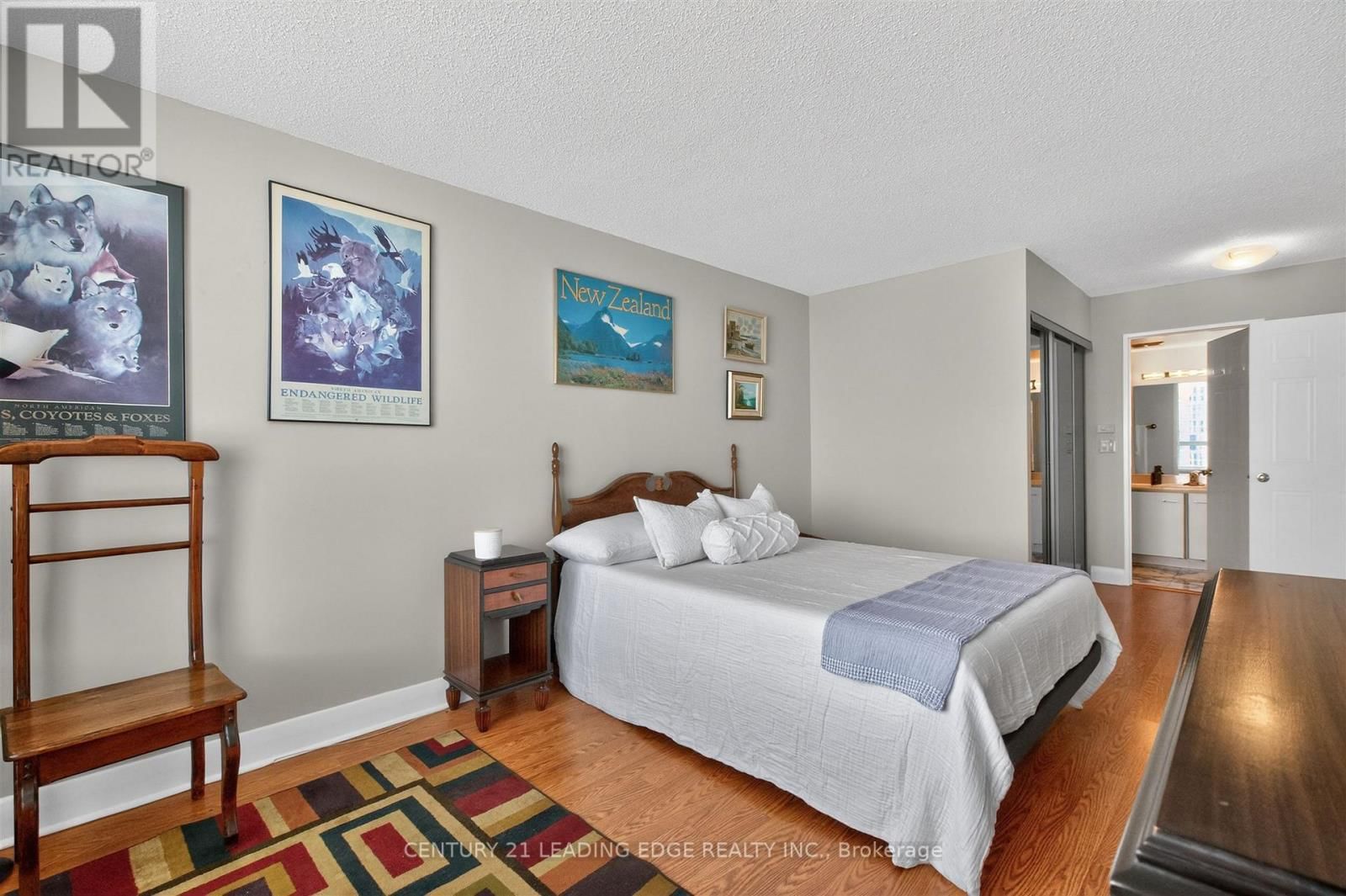 1011 - 33 WELDRICK ROAD EAST Image 28