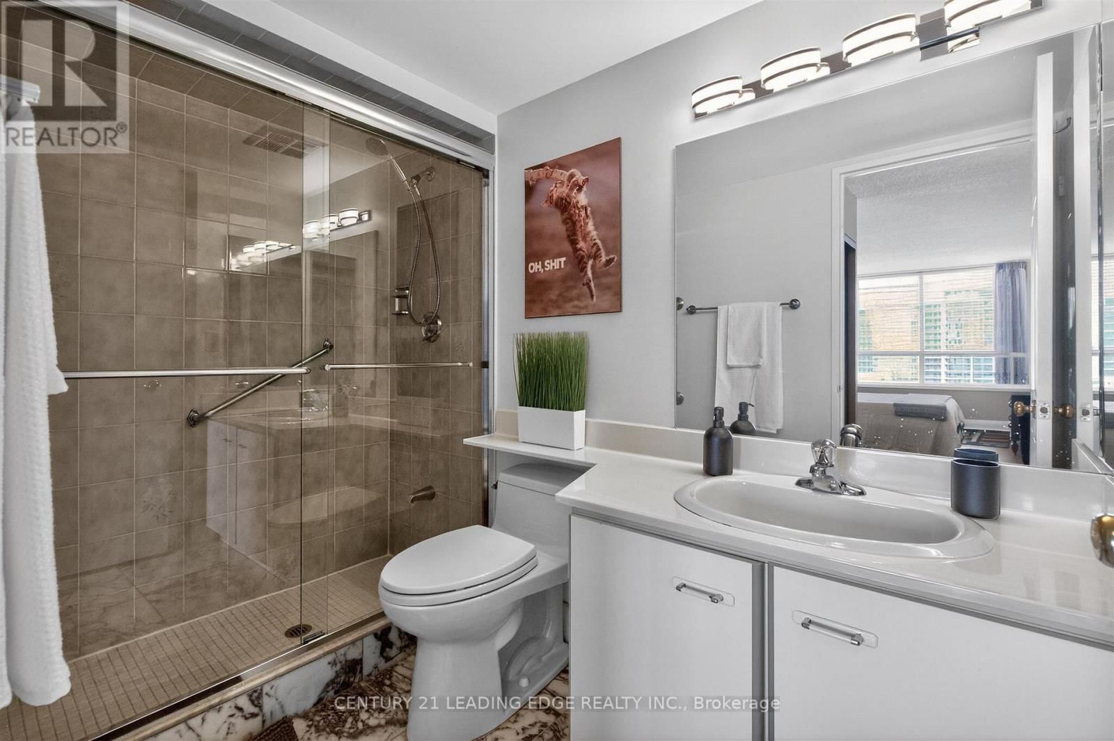 1011 - 33 WELDRICK ROAD EAST Image 30