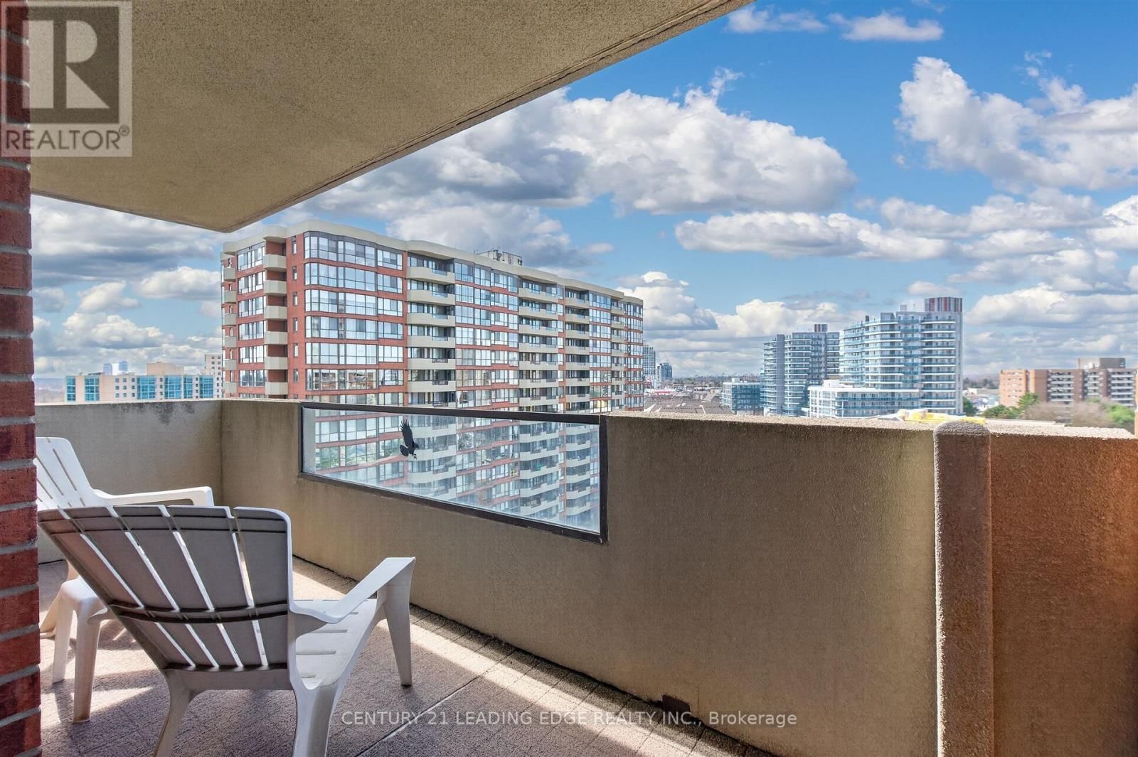 1011 - 33 WELDRICK ROAD EAST Image 35