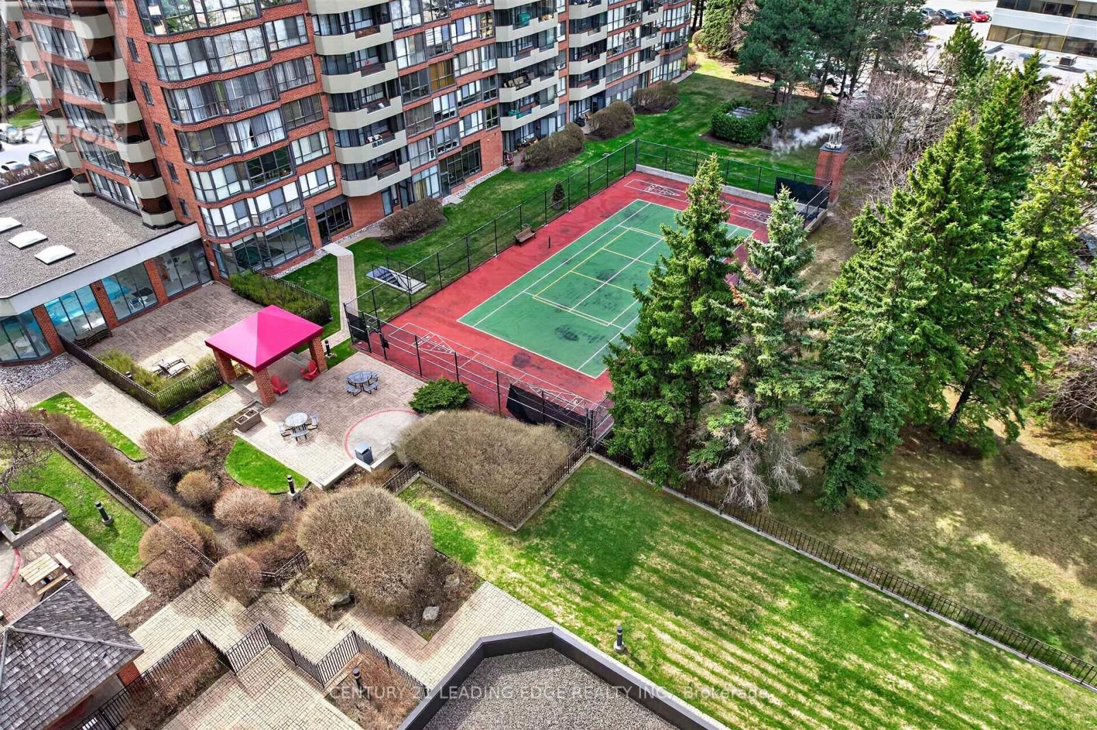 1011 - 33 WELDRICK ROAD EAST Image 37