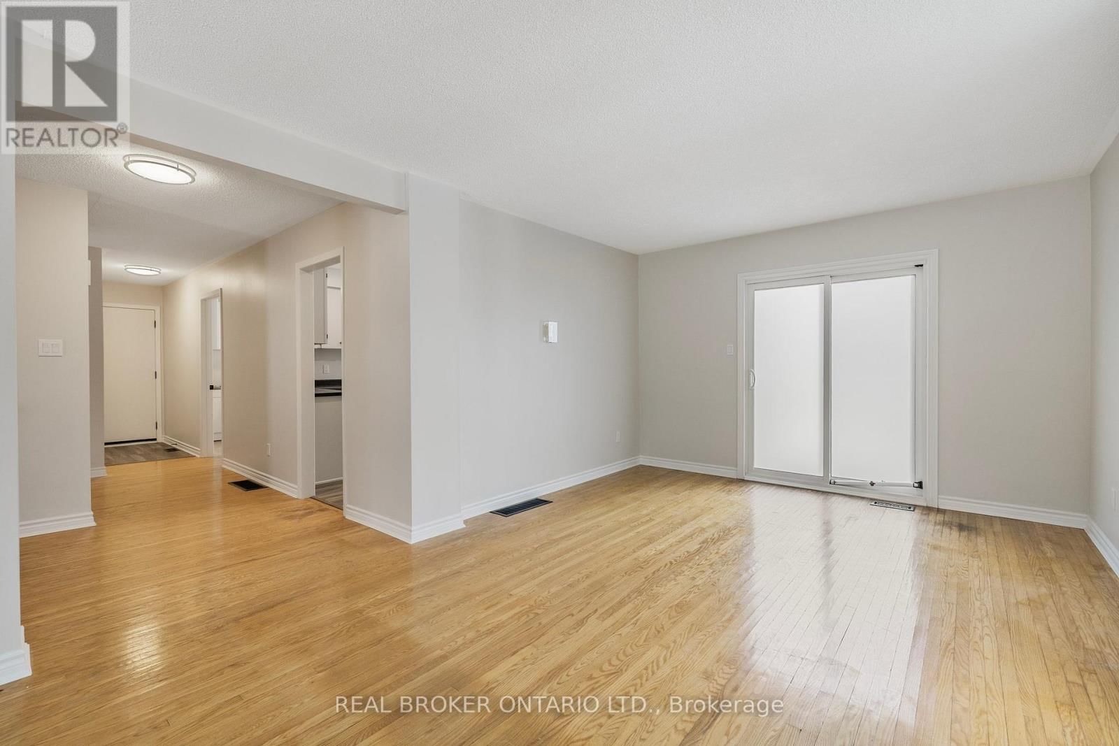 246 EAST STREET Image 5