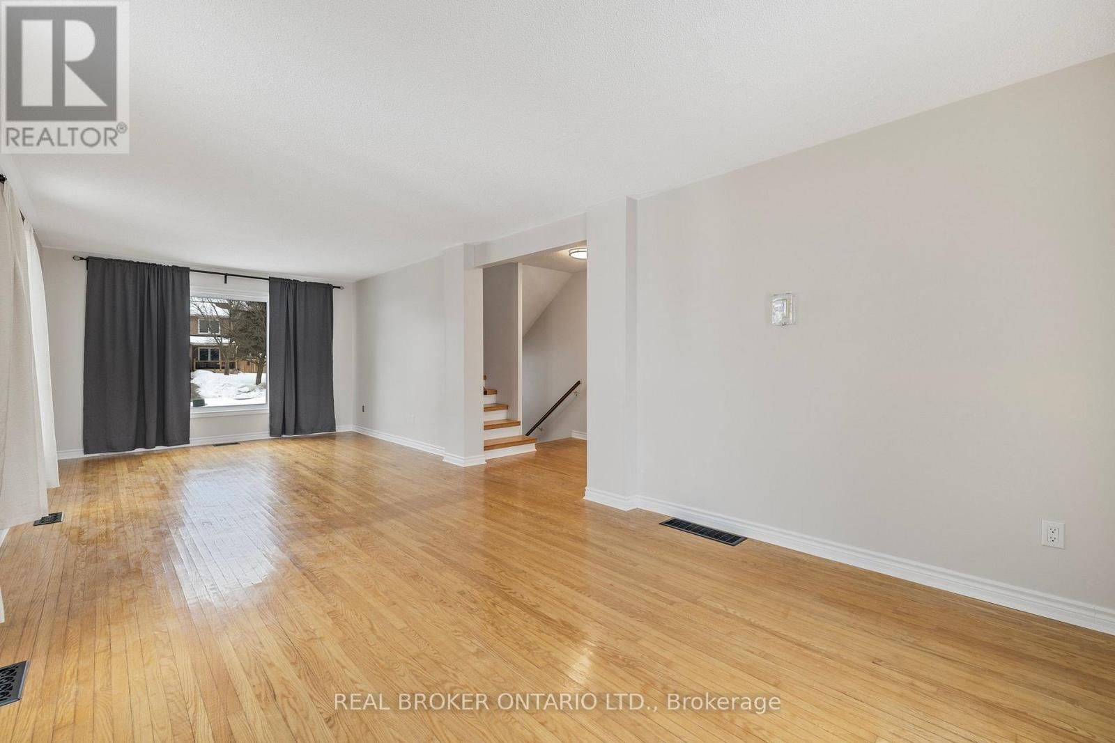 246 EAST STREET Image 6