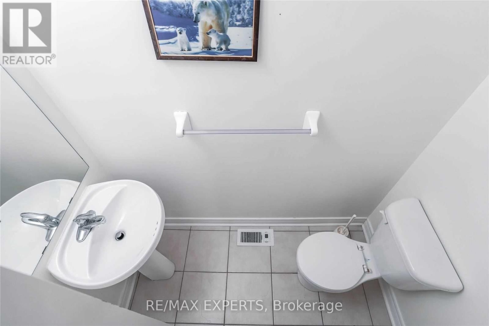 33 SALTSPRING DRIVE Image 6