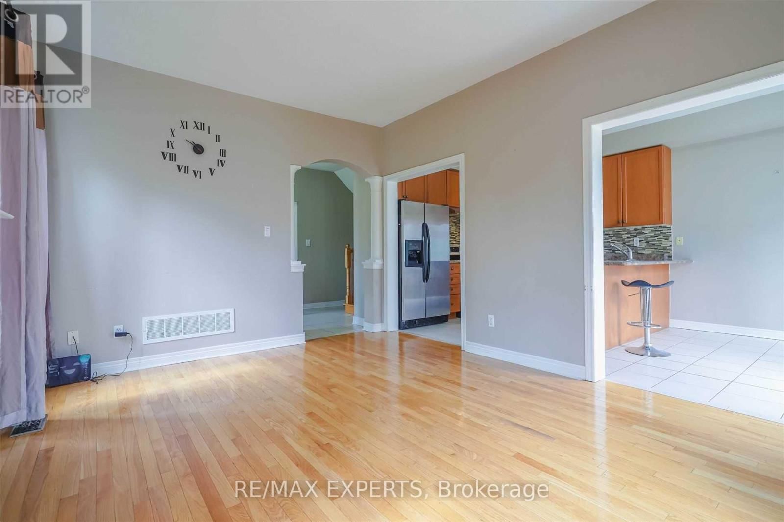 33 SALTSPRING DRIVE Image 8