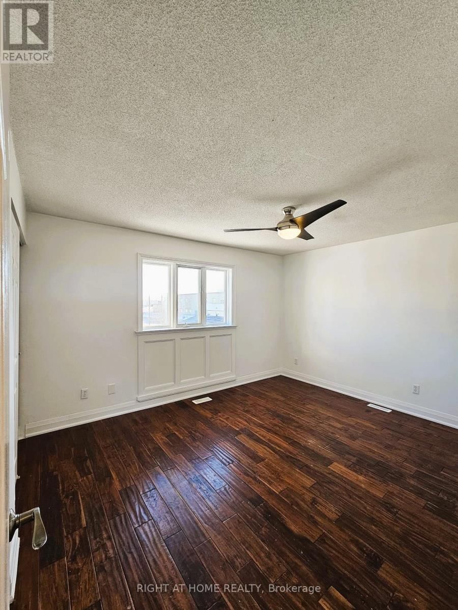 206 FAIRWOOD DRIVE Image 17