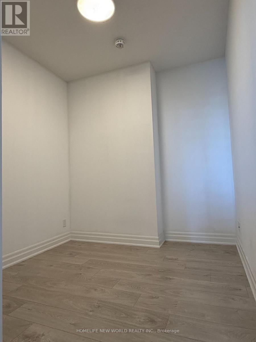 601 - 18 ROUGE VALLEY DRIVE WEST Image 13