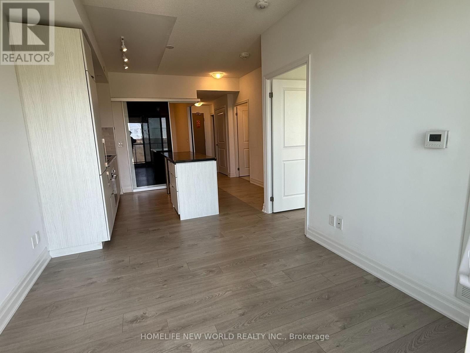 601 - 18 ROUGE VALLEY DRIVE WEST Image 9