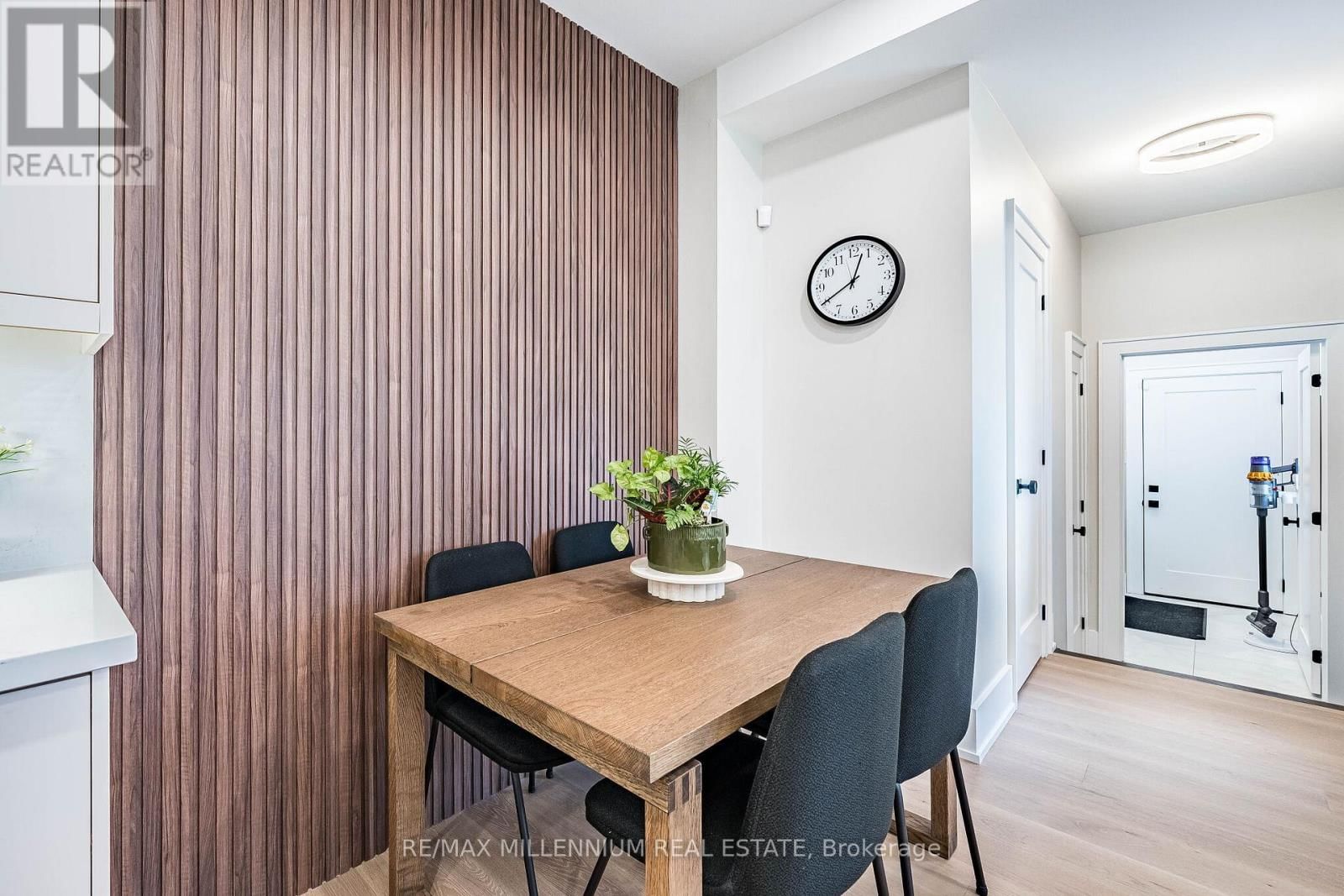 288 BARONS STREET Image 21