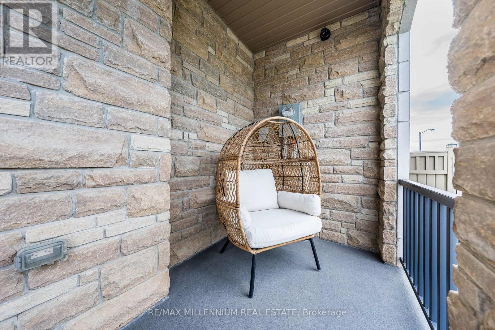 288 BARONS STREET Image 4