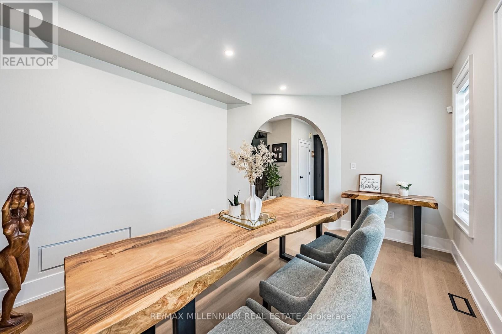 288 BARONS STREET Image 8