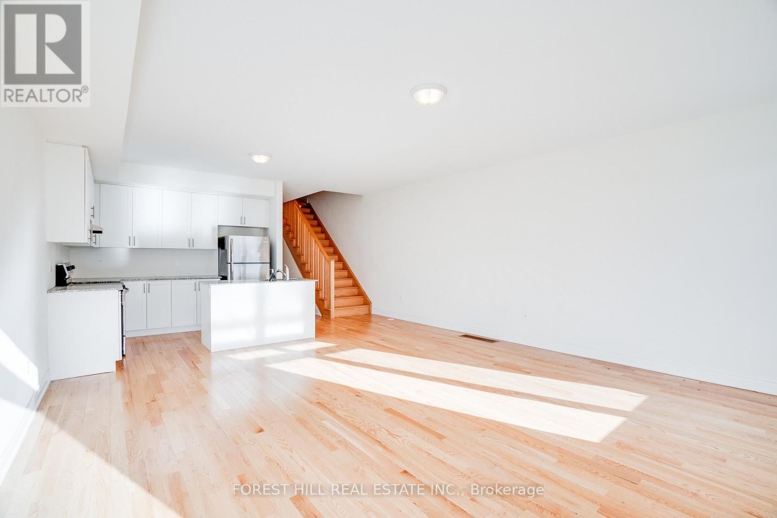 41 HIAWATHA COURT Image 14