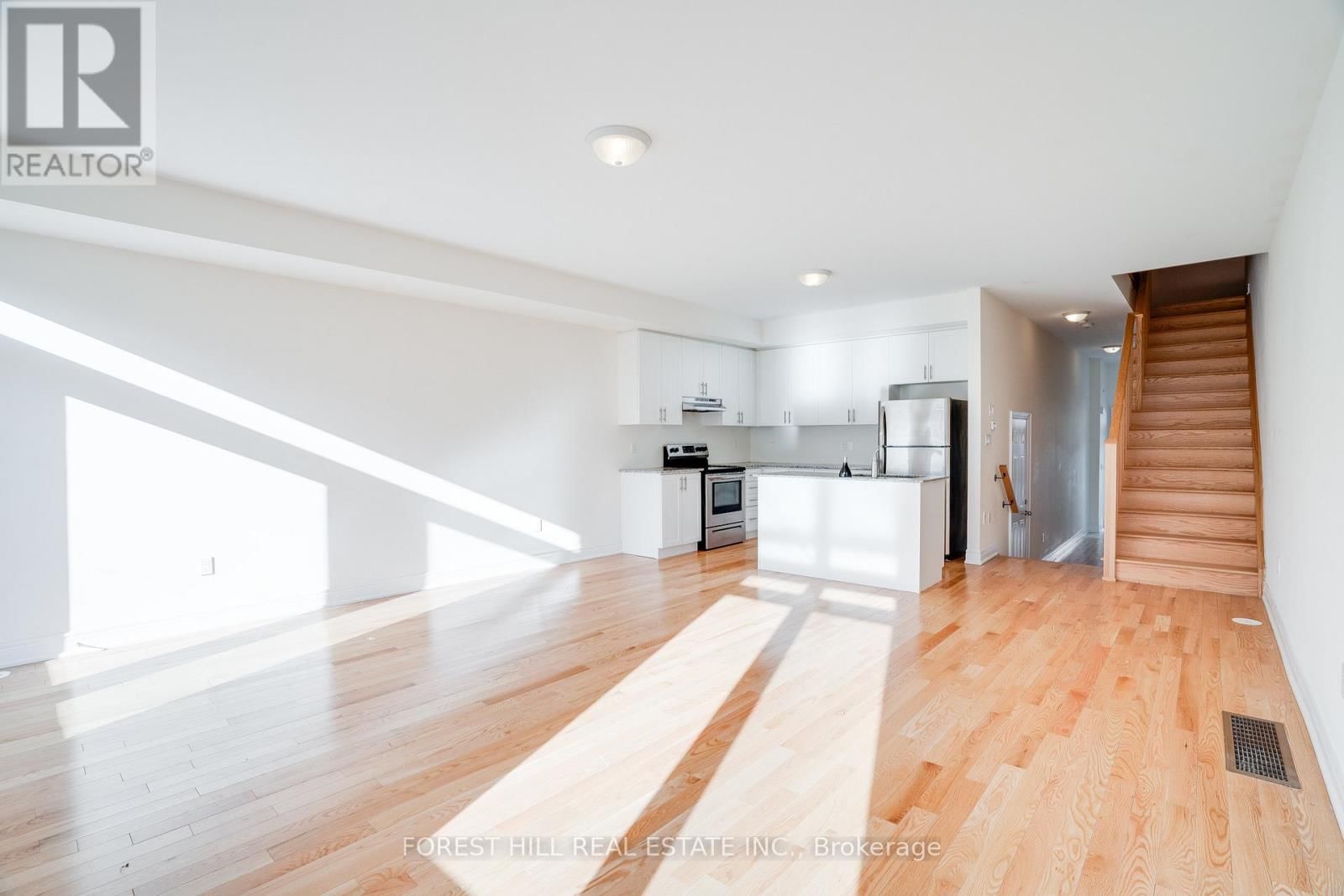 41 HIAWATHA COURT Image 16