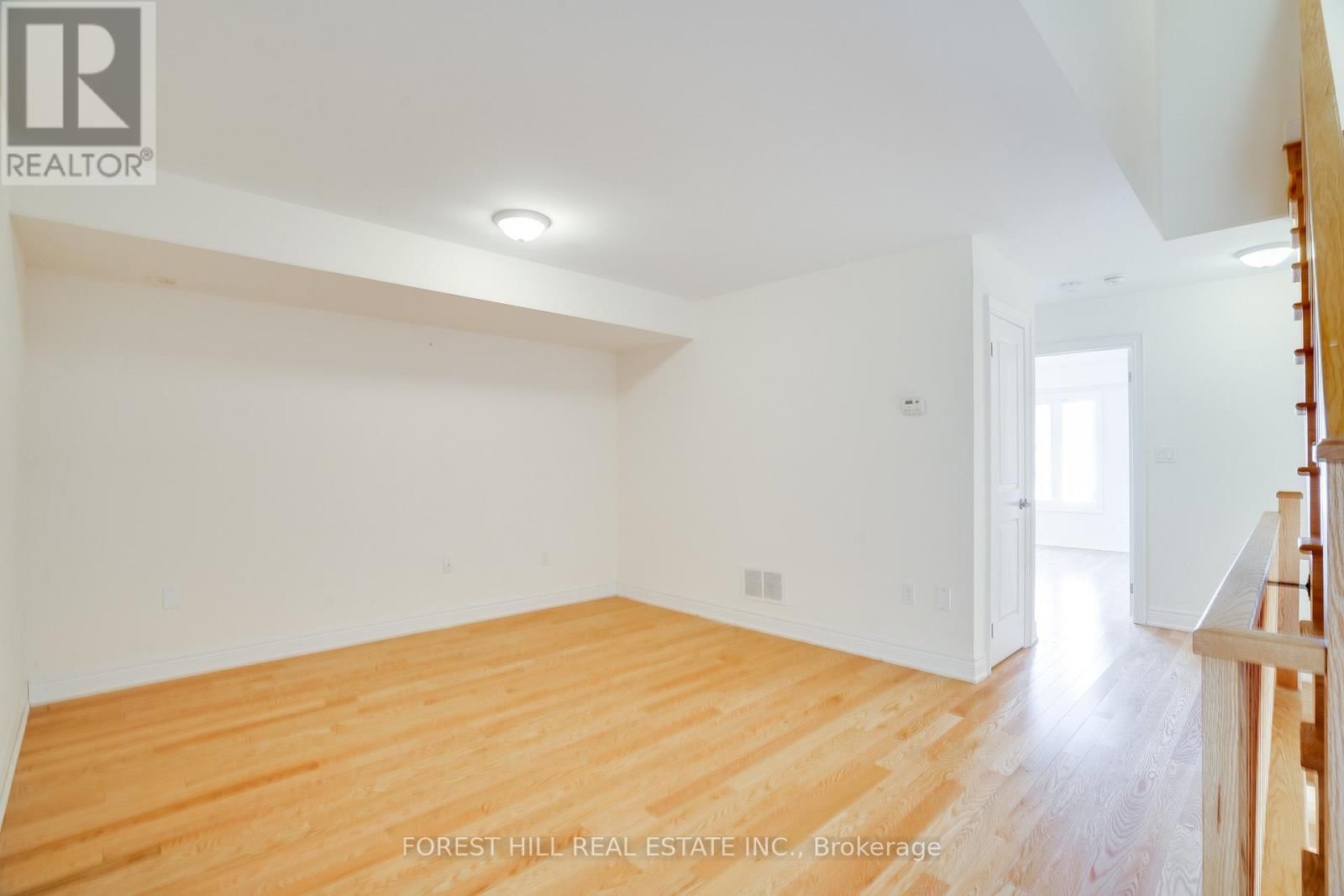 41 HIAWATHA COURT Image 26