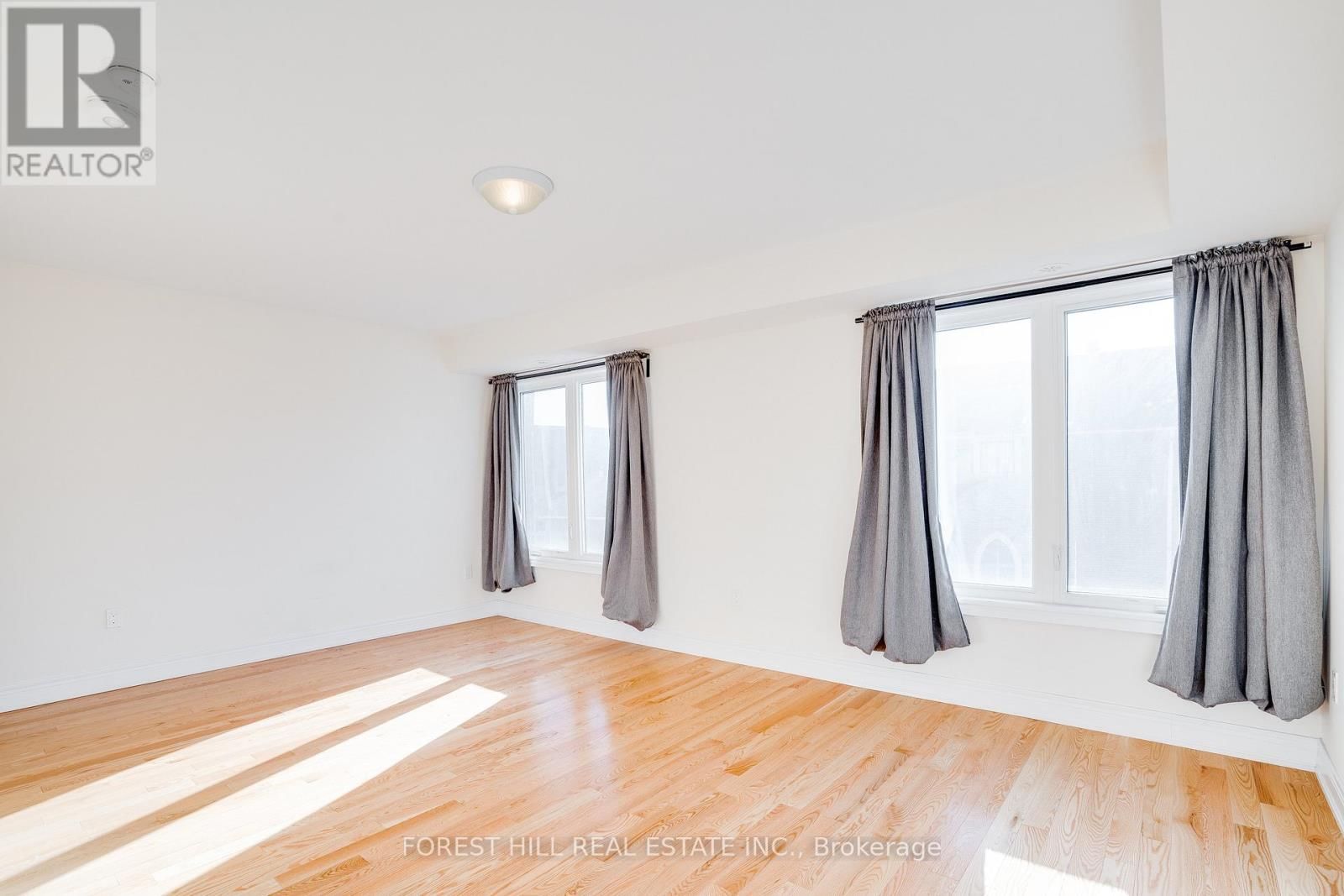 41 HIAWATHA COURT Image 32