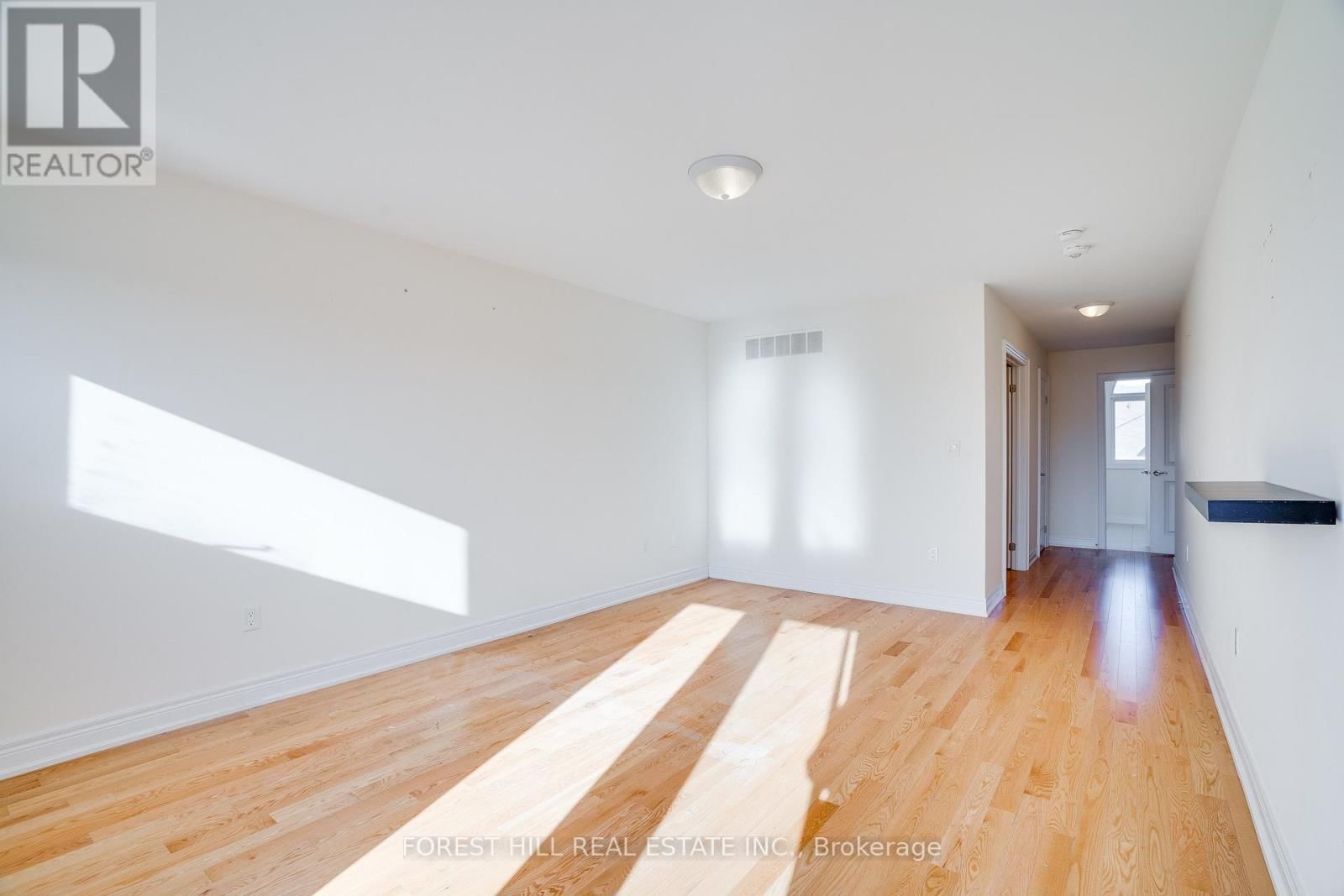 41 HIAWATHA COURT Image 39