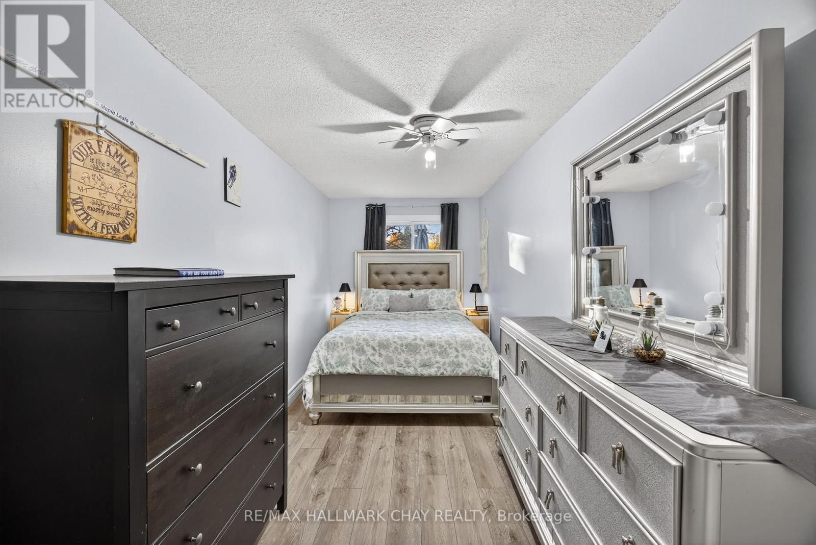 2036 NORTHERN AVENUE Image 12