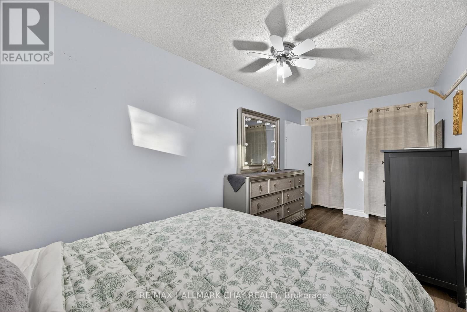 2036 NORTHERN AVENUE Image 13