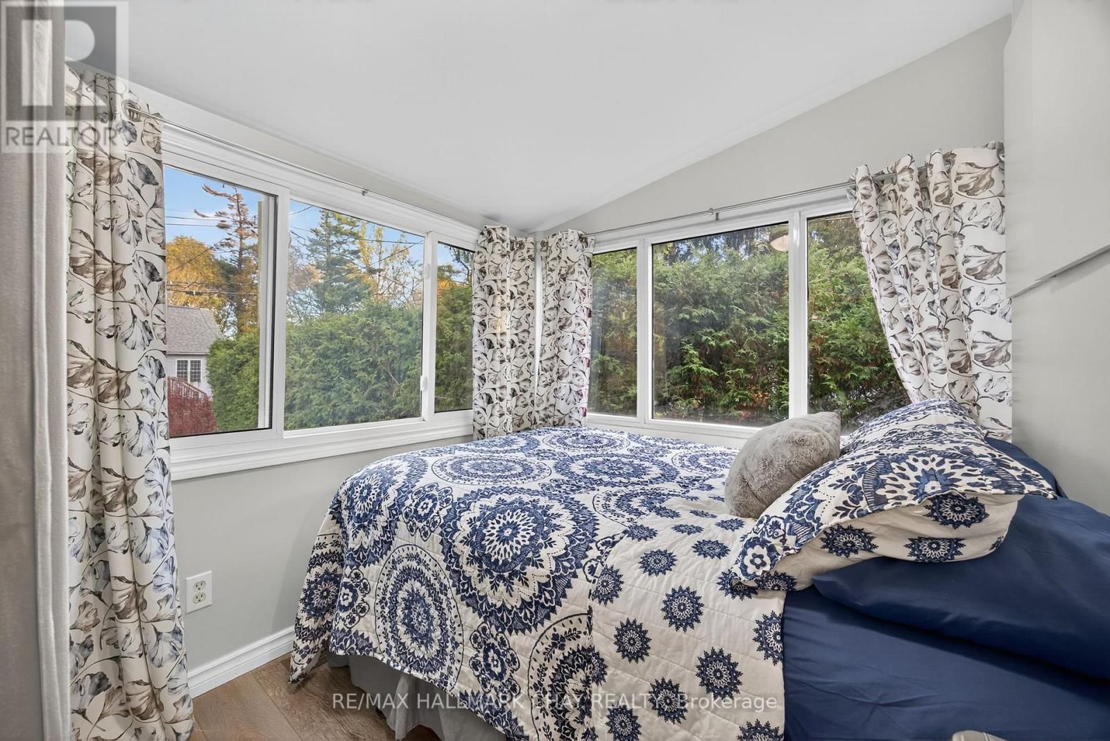 2036 NORTHERN AVENUE Image 14