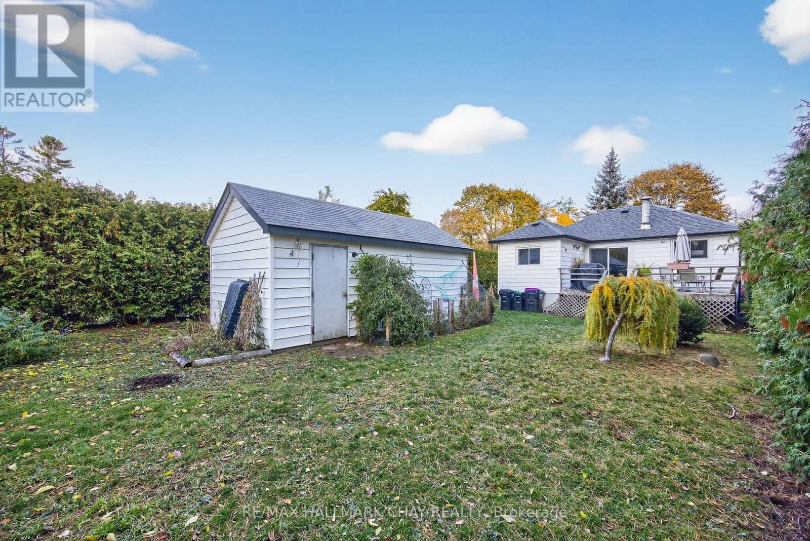 2036 NORTHERN AVENUE Image 22