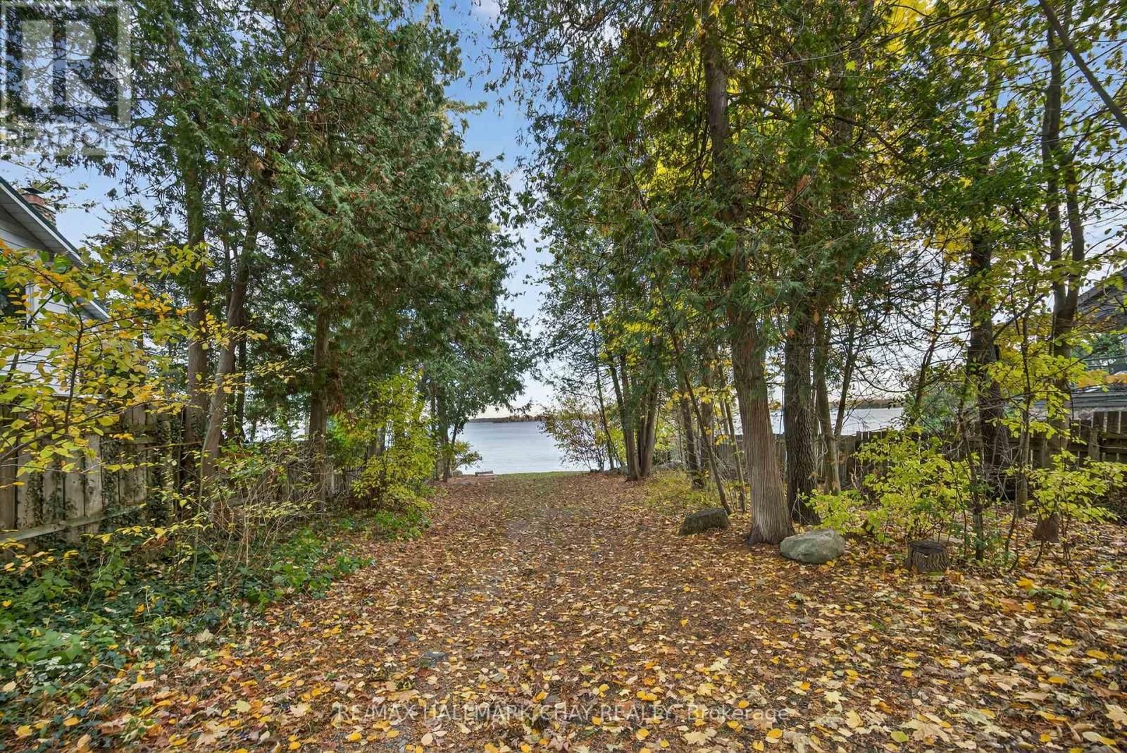 2036 NORTHERN AVENUE Image 25