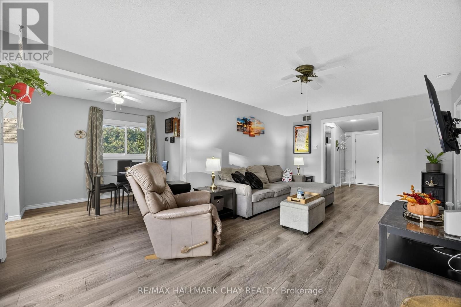 2036 NORTHERN AVENUE Image 4