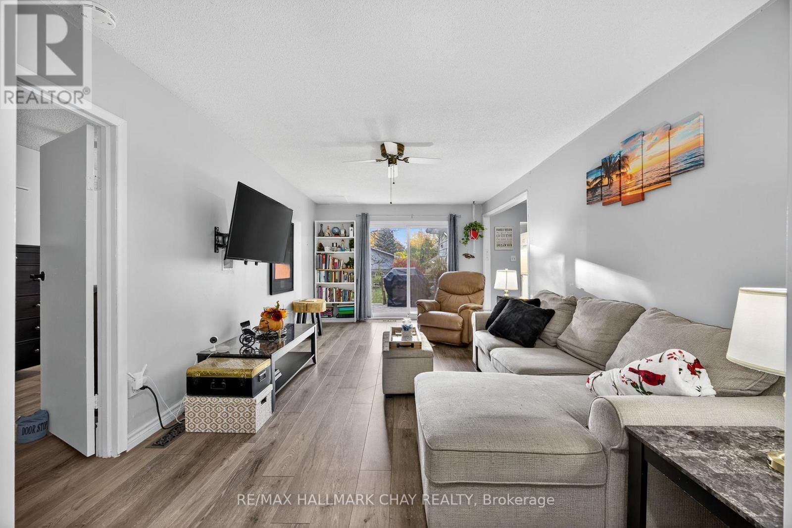 2036 NORTHERN AVENUE Image 6