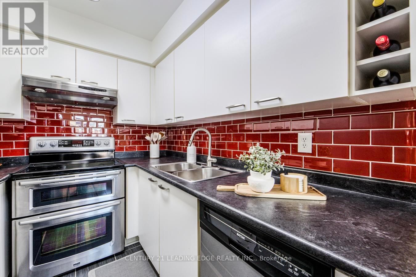 608 - 75 WELDRICK ROAD EAST Image 14