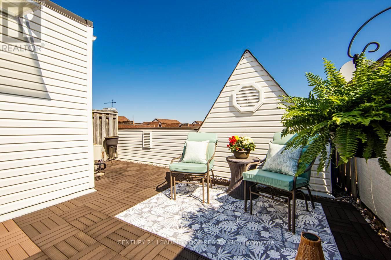 608 - 75 WELDRICK ROAD EAST Image 32