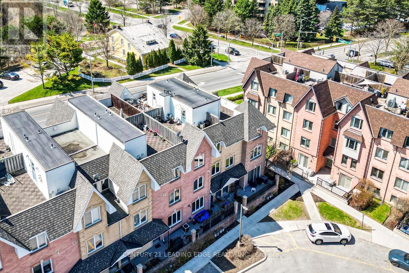 608 - 75 WELDRICK ROAD EAST Image 39