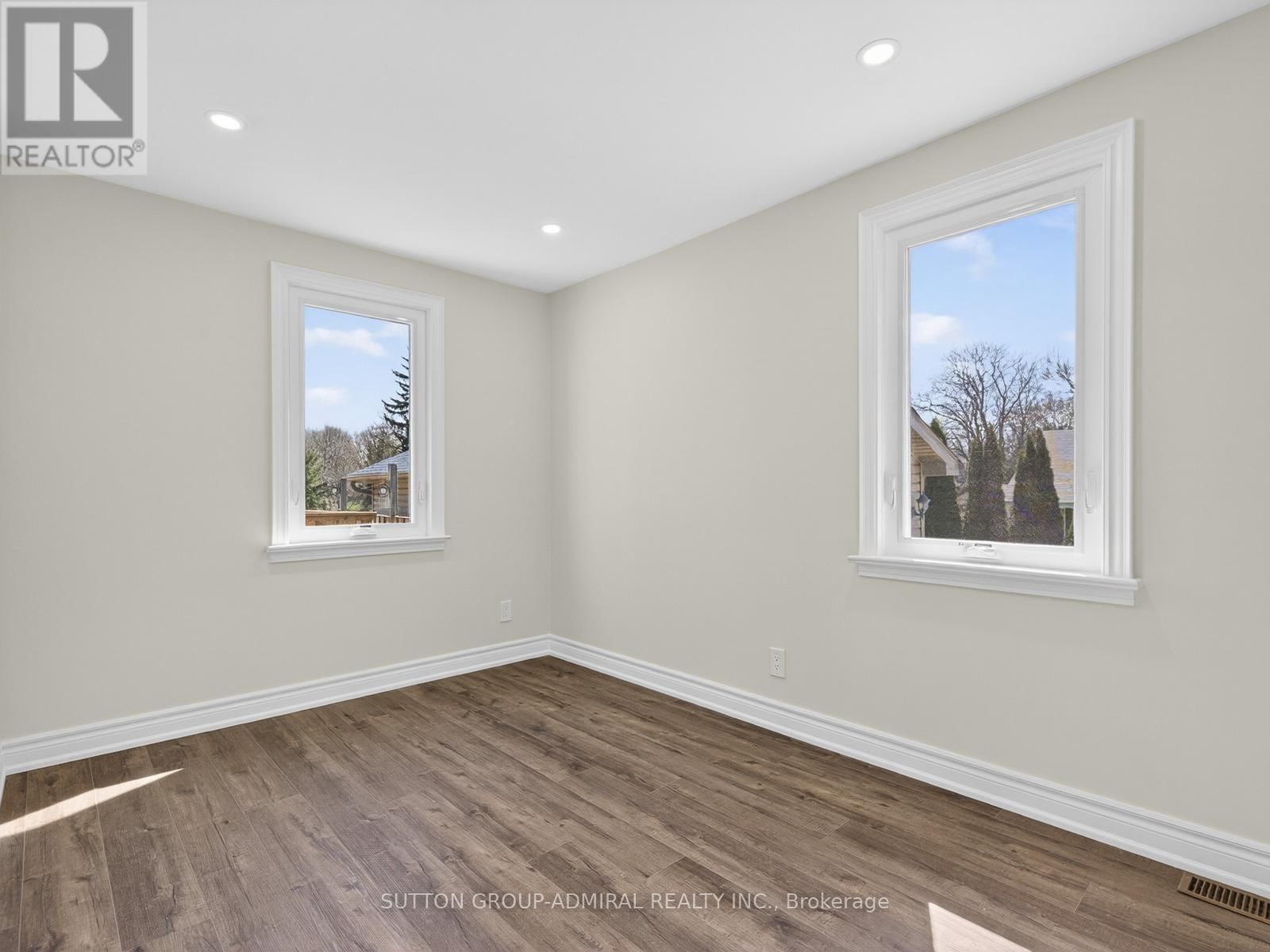 408 ANDREW STREET Image 12