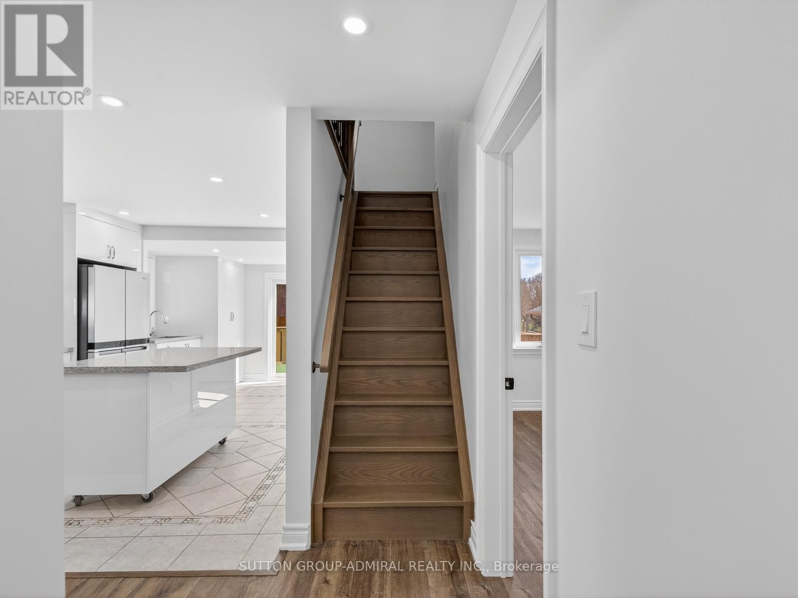 408 ANDREW STREET Image 16