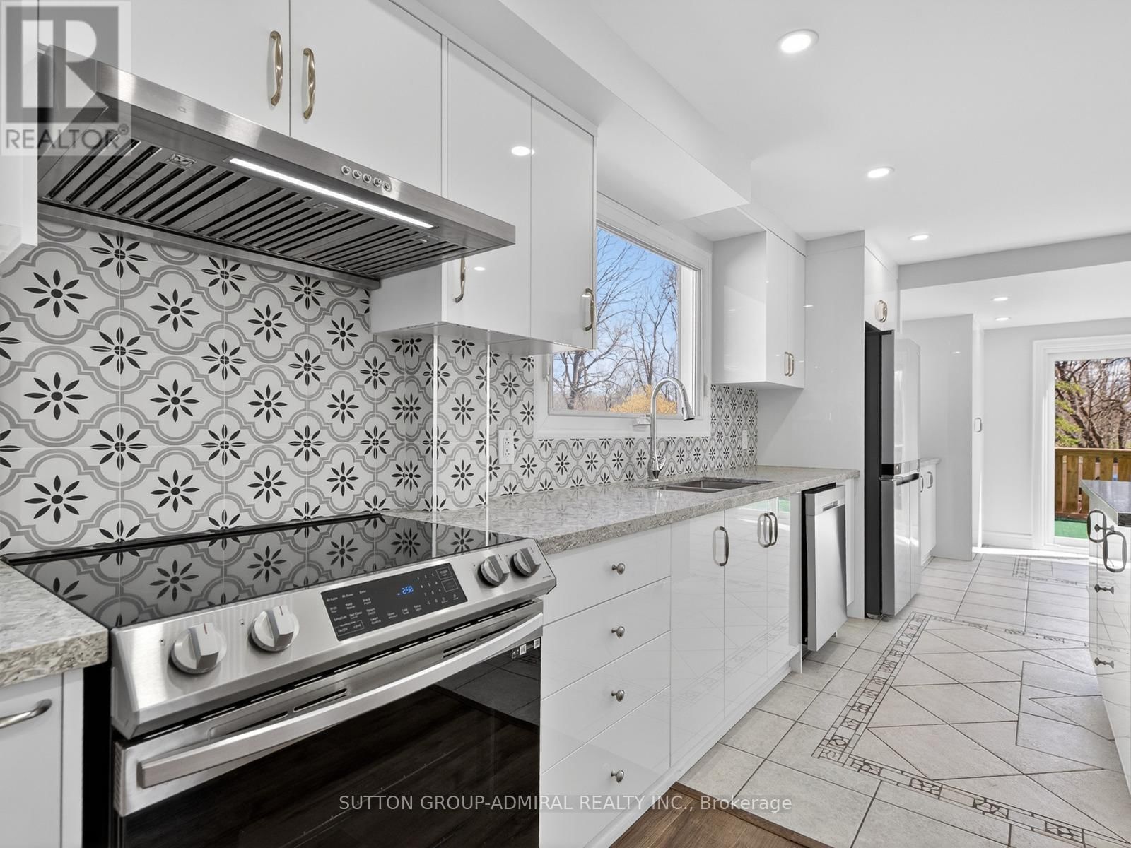 408 ANDREW STREET Image 3