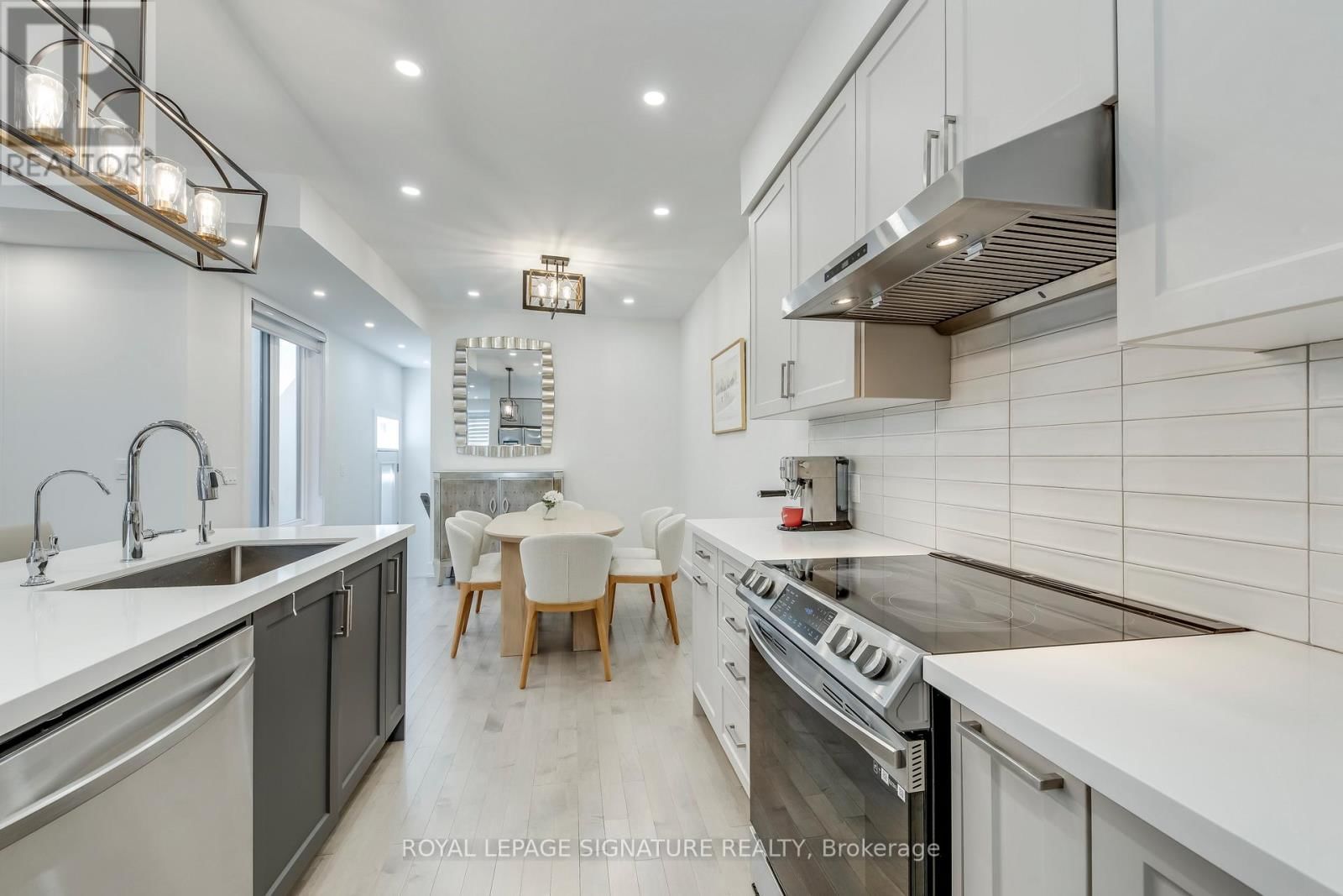 21 KOHN LANE Image 11