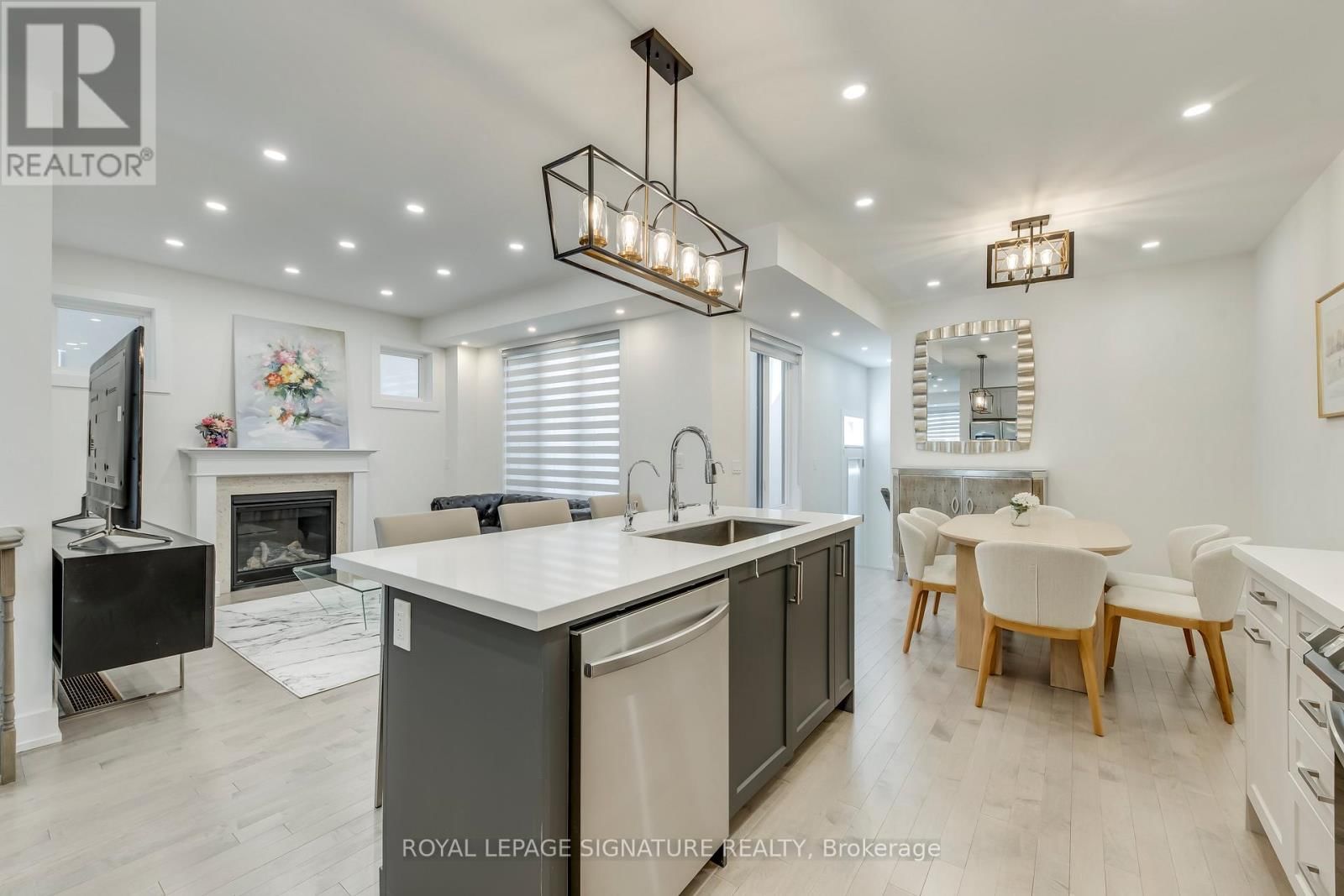 21 KOHN LANE Image 12