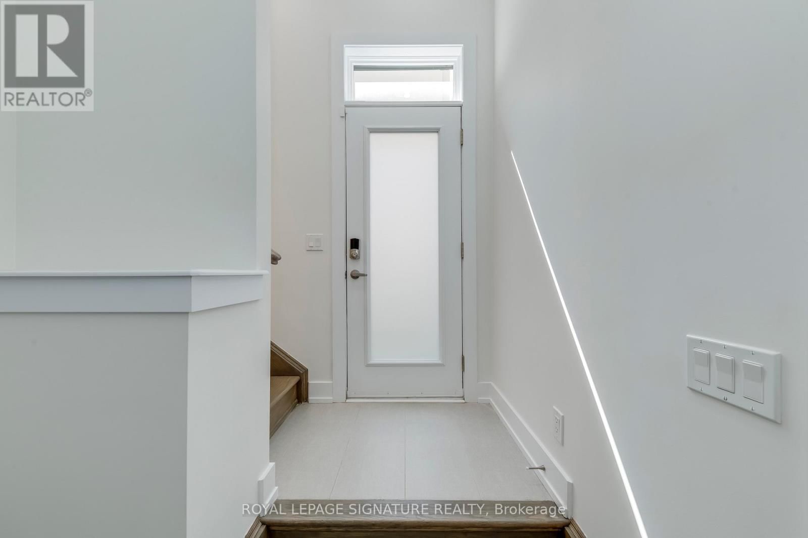 21 KOHN LANE Image 15