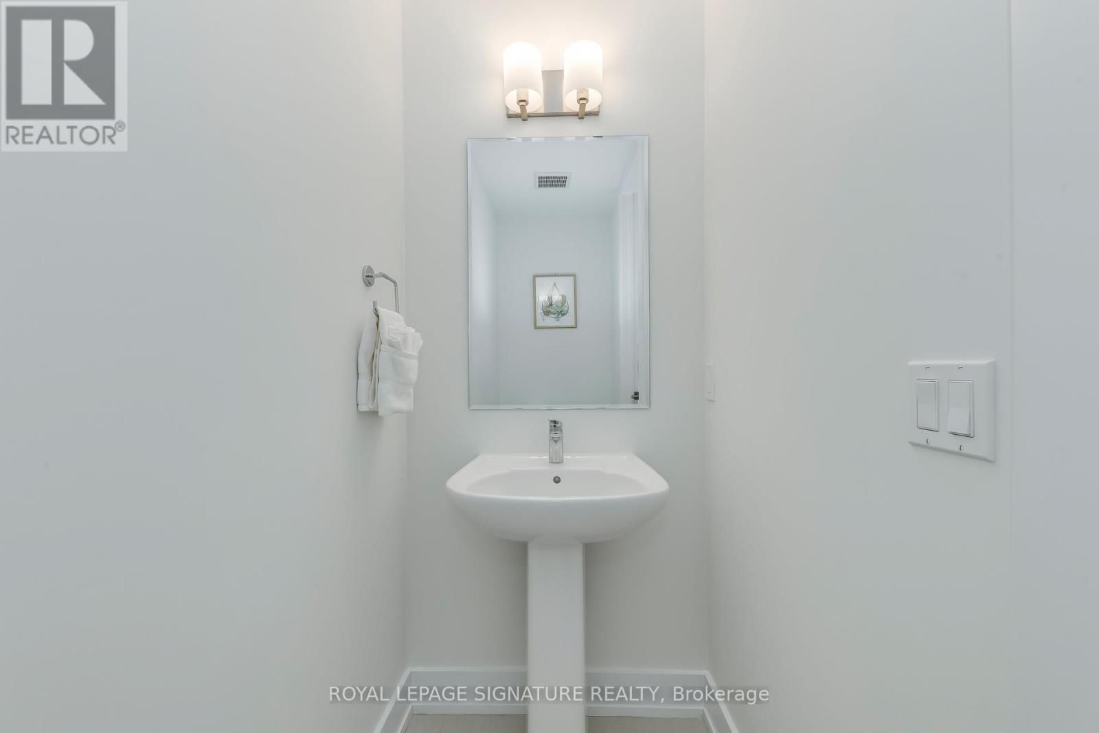 21 KOHN LANE Image 16