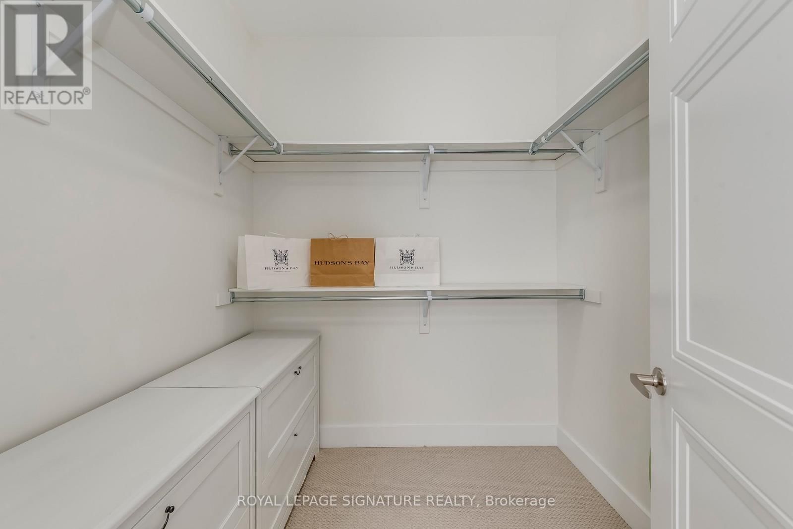 21 KOHN LANE Image 23