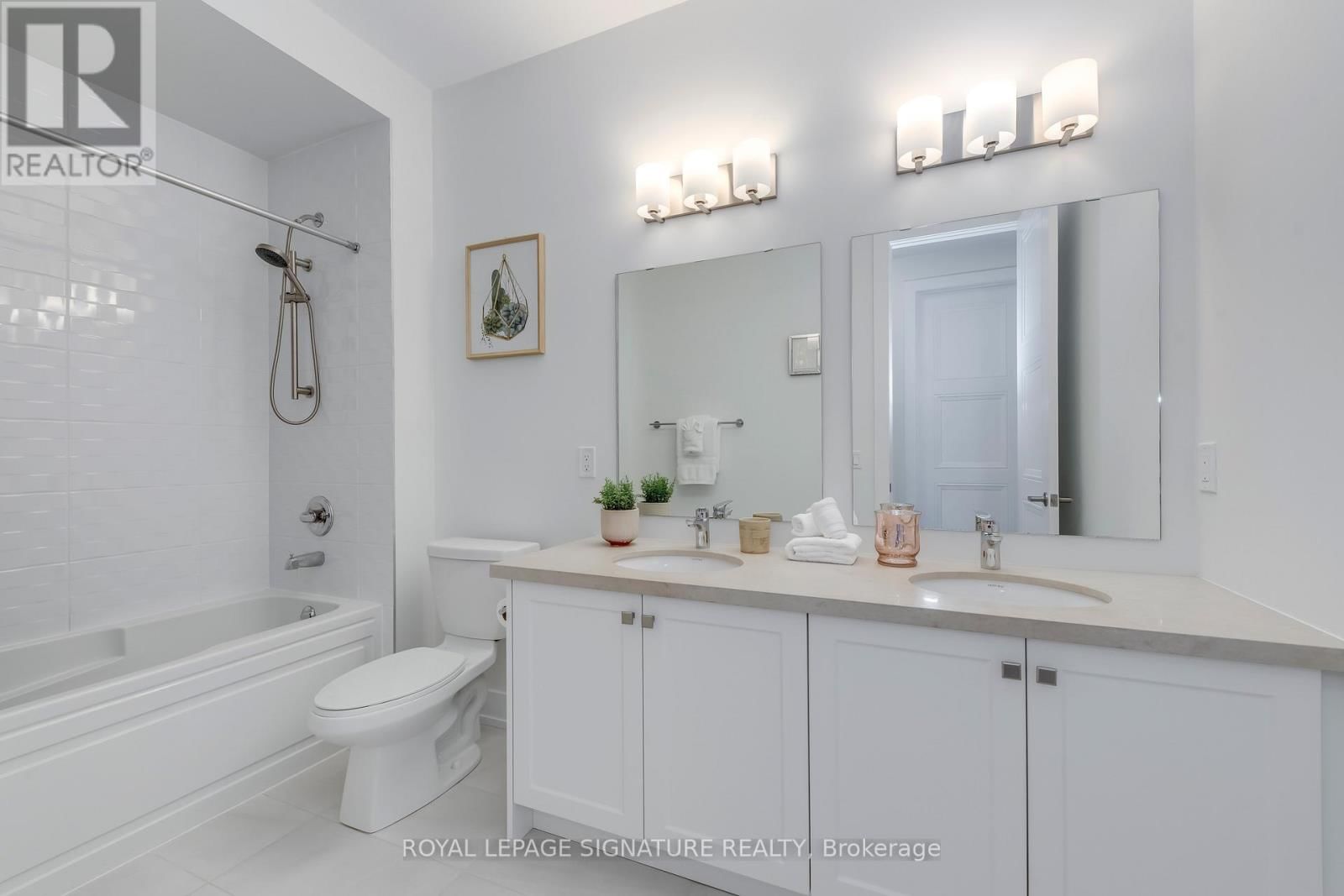 21 KOHN LANE Image 33