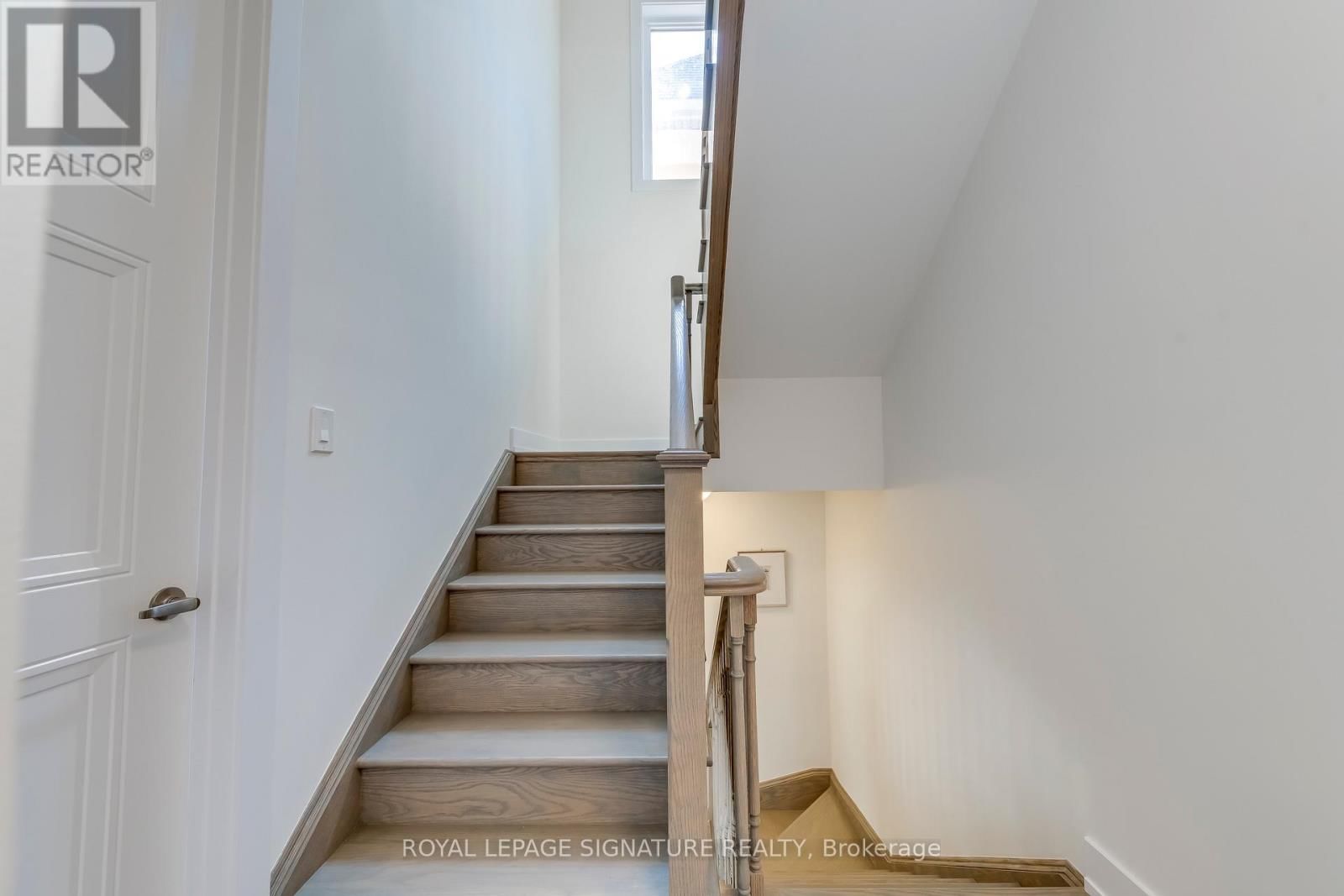 21 KOHN LANE Image 36