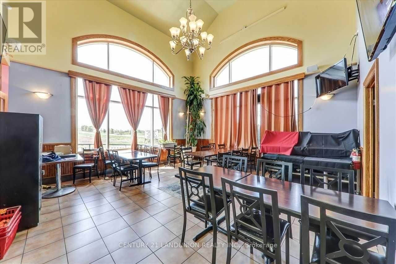 20215 WOODBINE AVENUE Image 15